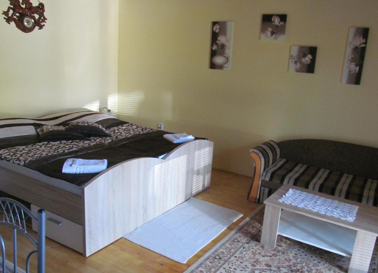A+S Penzion Podzamok Spišské Podhradie Buitenkant foto