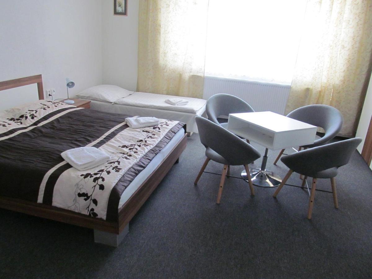 A+S Penzion Podzamok Spišské Podhradie Buitenkant foto