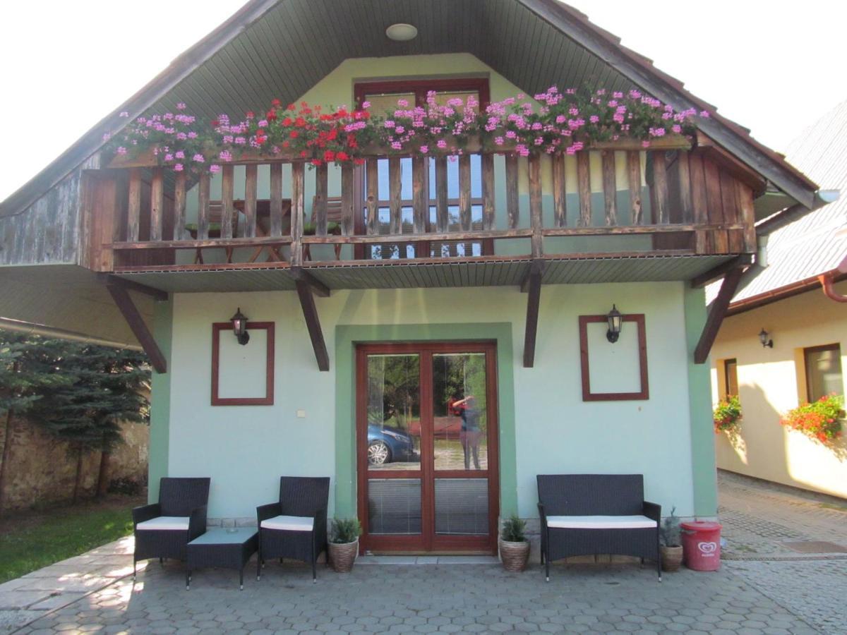 A+S Penzion Podzamok Spišské Podhradie Buitenkant foto