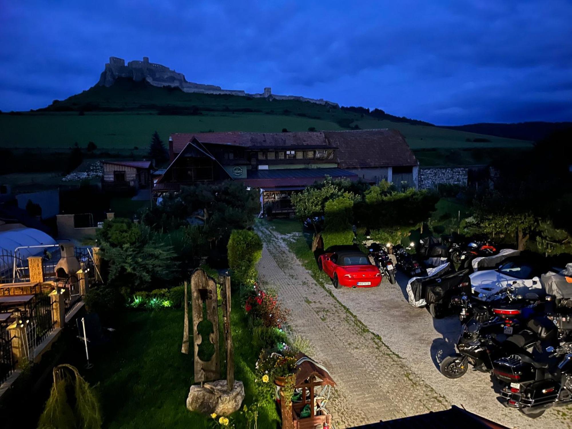 A+S Penzion Podzamok Spišské Podhradie Buitenkant foto