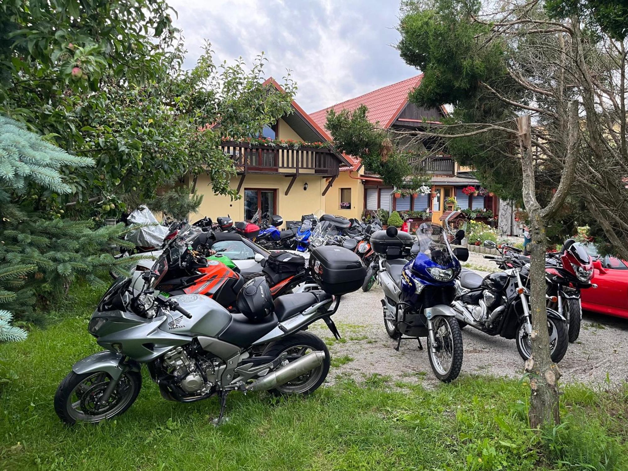 A+S Penzion Podzamok Spišské Podhradie Buitenkant foto
